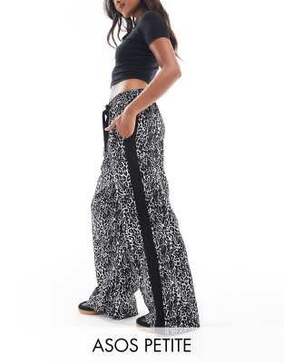 Asos Design Petite Pull On Pants With Contrast Panel In Mono Animal Print-multi In Multi