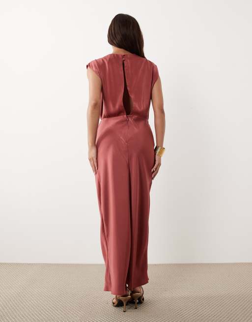 ASOS DESIGN Petite - Rød midikjole i satin med høj hals og overdel med draperinger, 4 af 4
