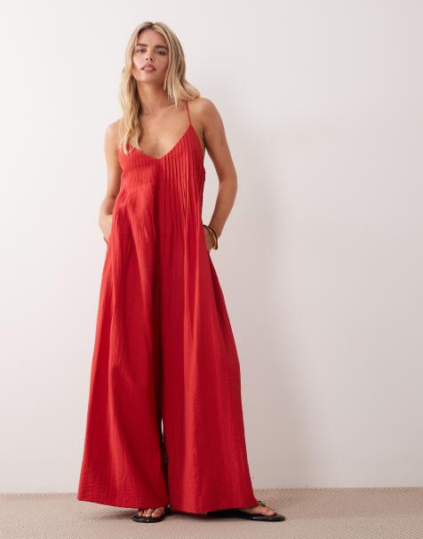 ASOS DESIGN Petite - Rødt jumpsuit med vide ben og pintuck-detaljer - view 1