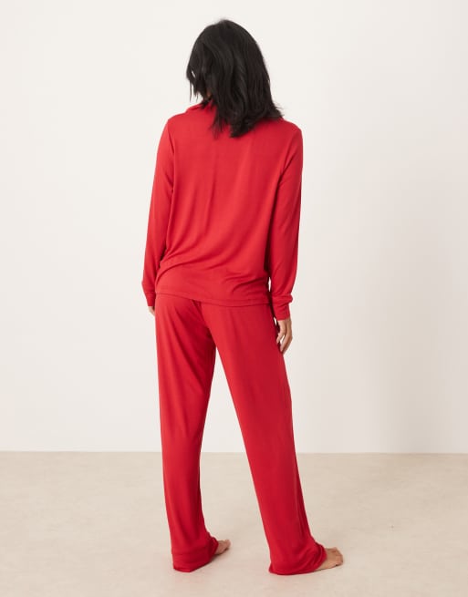 ASOS DESIGN Petite - Rødt superblødt pyjamassæt med langærmet skjorte og bukser, 2 af 4
