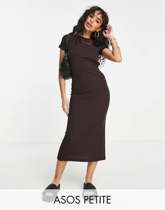 ASOS DESIGN Petite ribbed body-conscious midi t-shirt dress with open back in chocolate brown