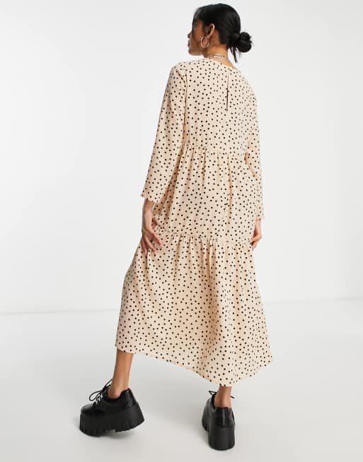 ASOS DESIGN Petite Robe babydoll mi longue pois avec manches longues et effet tag Beige
