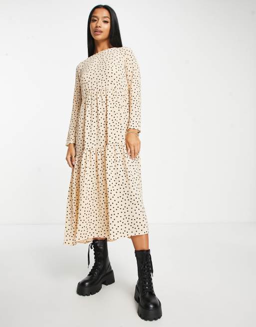 ASOS DESIGN Petite Robe babydoll mi longue pois avec manches longues et effet tag Beige