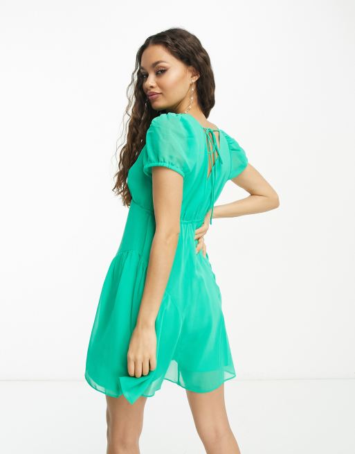 ASOS DESIGN Petite Robe courte en mousseline avec col V et manches courtes Vert meraude