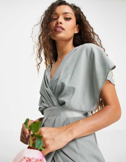 ASOS DESIGN Petite Robe longue manches courtes pour demoiselle