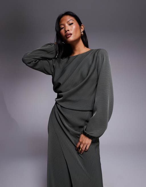 ASOS DESIGN Petite - Robe longue à manches longues avec dos ouvert effet torsadé à la taille - Kaki, 4 de 4