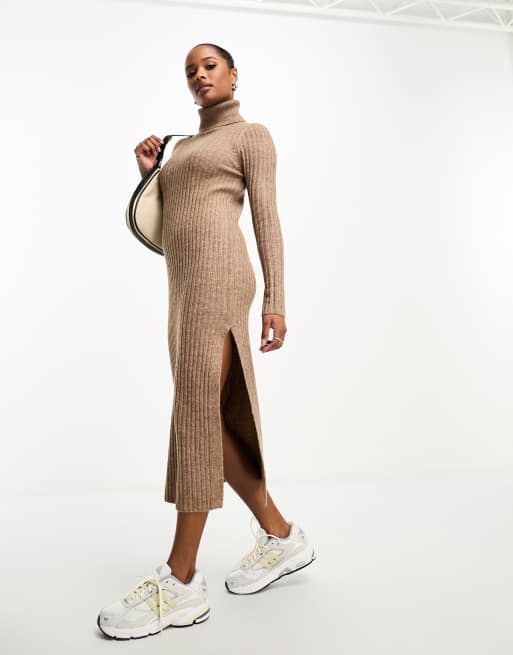 ASOS DESIGN Petite Robe longue en maille col montant et fente sur le c t Camel