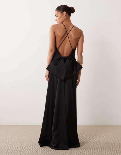 ASOS DESIGN Petite - Robe longue en satin à fines bretelles avec nœud dans le dos - Noir - view 1