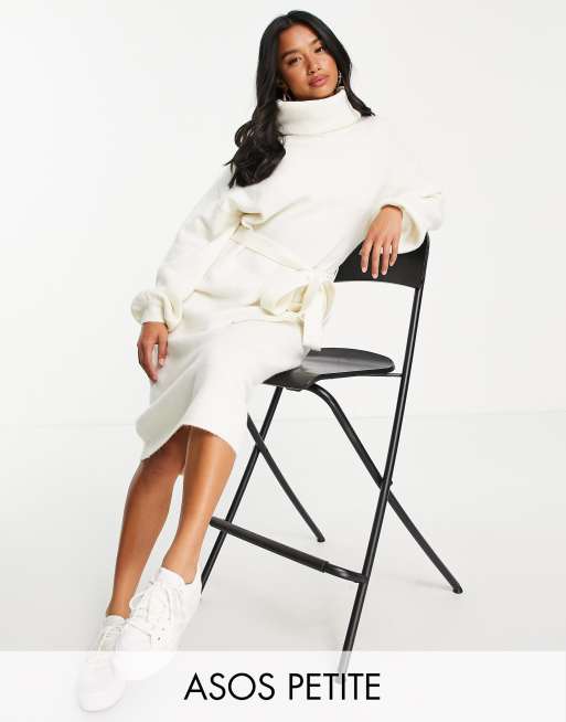 ASOS DESIGN Petite - Robe mi-longue en maille à col roulé nouée à la taille - Crème