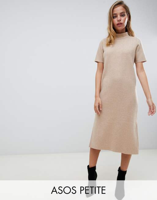 ASOS DESIGN Petite - Robe t-shirt mi-longue ultra douce avec arrière ouvert