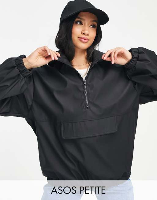 ASOS DESIGN Petite - Rubberachtige regenjack in zwart