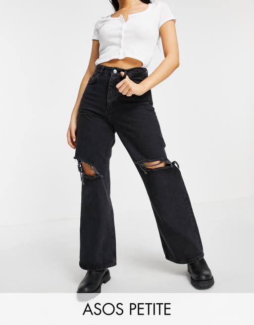 ASOS DESIGN Petite - Ruimvallende dad jeans met hoge taille met scheuren en zwarte wassing