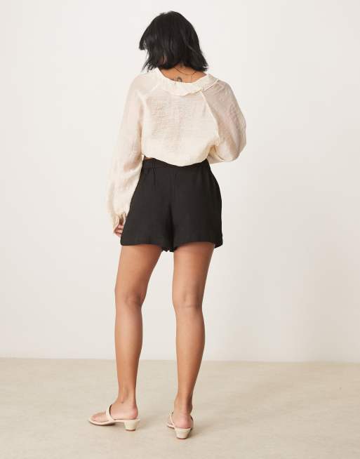 ASOS DESIGN Petite - Ruimvallende dad short met linnen in zwart, 3 van 5