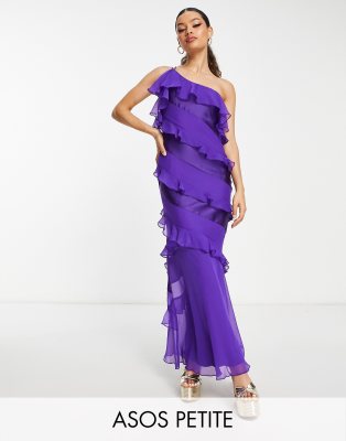 ASOS DESIGN Petite - Rynket maxikjole med flæser og skråt snit i lilla