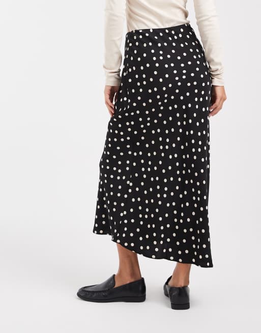 ASOS DESIGN Petite satin bias midi skirt in polka dot print, 4 of 5