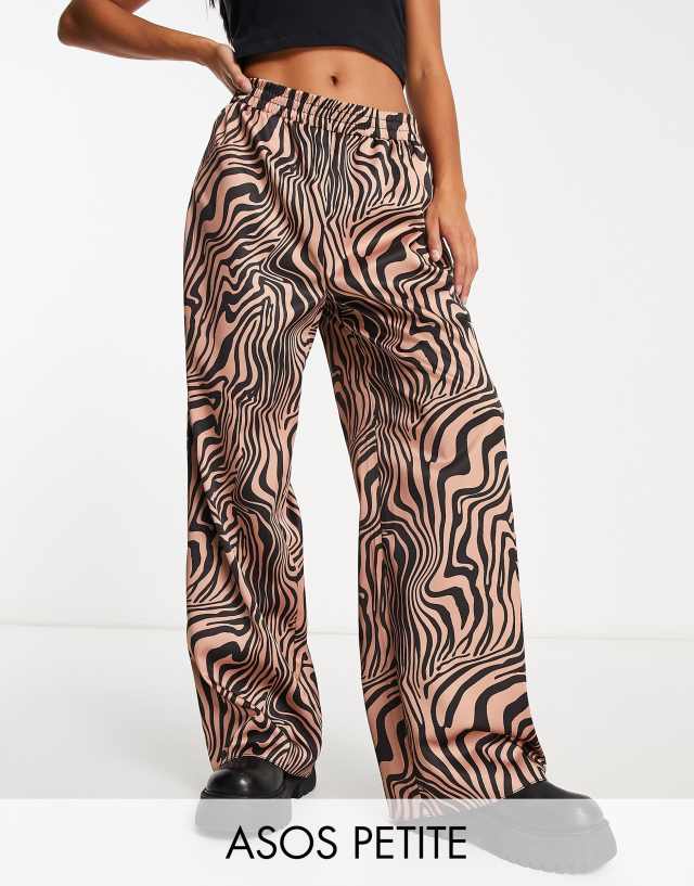 ASOS Petite - ASOS DESIGN Petite satin pull on trousers zebra print