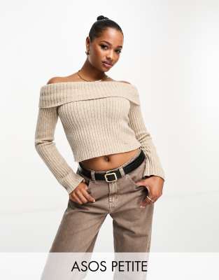 ASOS DESIGN Petite - Schulterfreier Pullover aus breitem Rippstrick in Haferbeige-Neutral