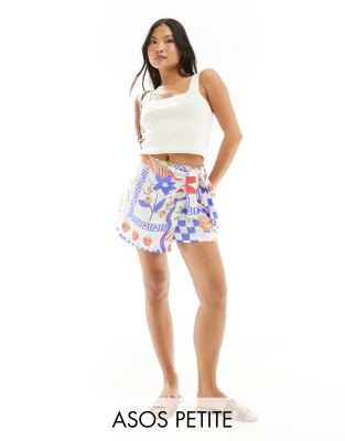 ASOS DESIGN Petite - Skort mit Wickeldetail und Mosaik-Fruchtmuster-Bunt