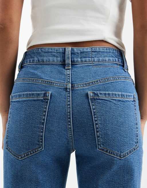 ASOS DESIGN Petite slim fit comfort mom jeans in clean blue, 4 of 5