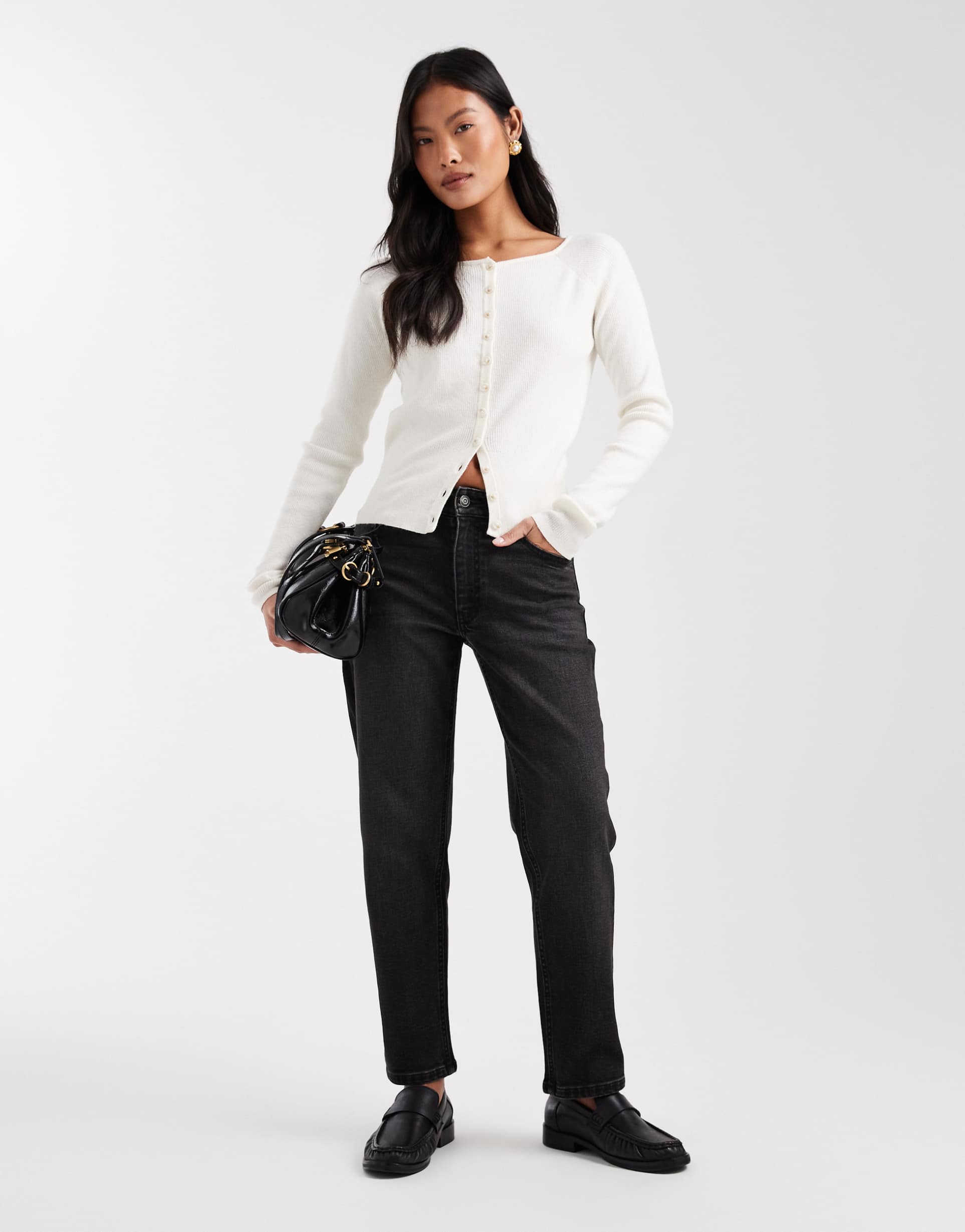 asos design petite slim fit mom jeans in black