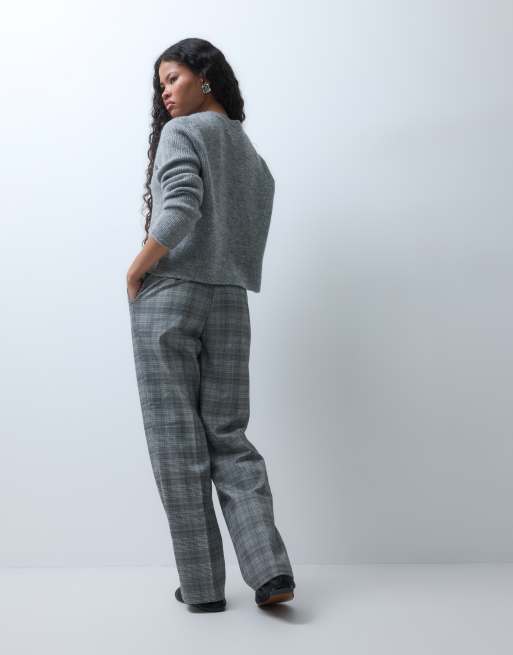 ASOS DESIGN Petite slim straight trousers in mono check, 4 of 5