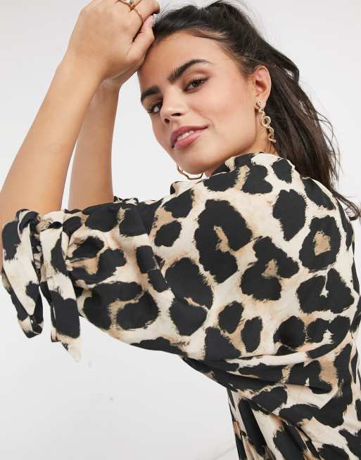 ASOS DESIGN petite smock jumpsuit with tie sleeve detail in leopard print, 3 of 4