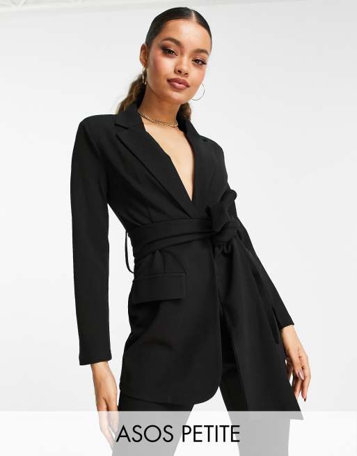 ASOS DESIGN Petite - Sort habitblazer med bindebånd i taljen i jersey