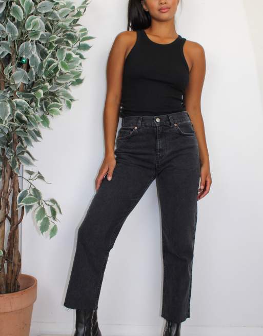 ASOS DESIGN Petite - Sorte højtaljede "effortless" crop-jeans med stretch og svaj, 4 af 4