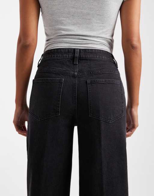 ASOS DESIGN Petite - Sorte jeans med høj talje, vide ben og lommer foran , 4 af 5