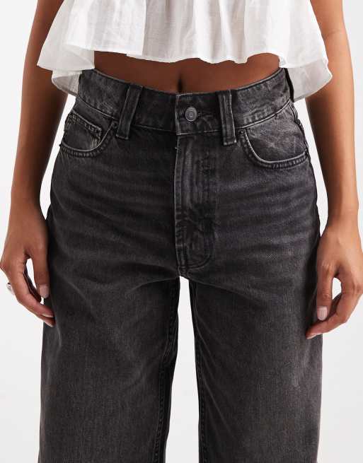 ASOS DESIGN Petite - Sorte og forvaskede dad-jeans med vide ben, 4 af 5