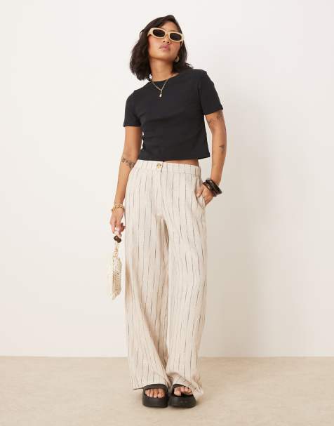 ASOS DESIGN Petite – Spodnie o luźnym kroju z prostymi nogawkami z materiału z dodatkiem lnu w naturalnym kolorze w paski - view 1