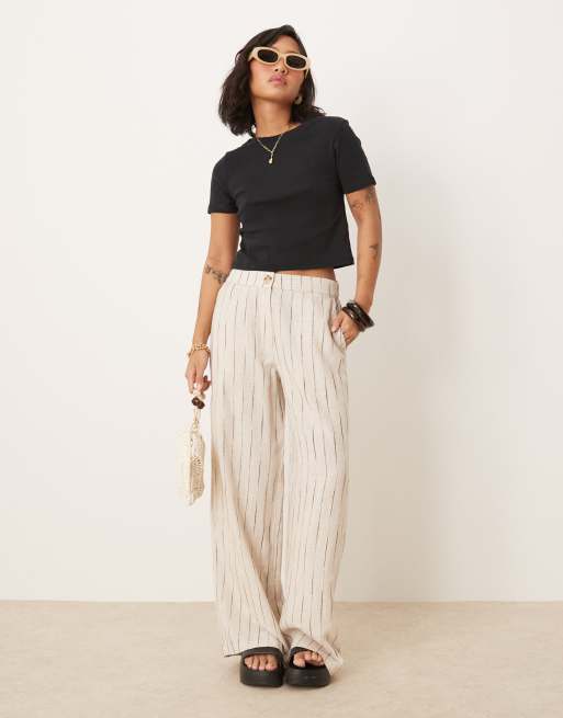 ASOS DESIGN Petite – Spodnie o luźnym kroju z prostymi nogawkami z materiału z dodatkiem lnu w naturalnym kolorze w paski