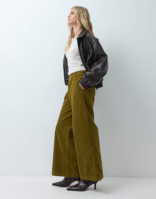 ASOS DESIGN Petite Straight-Leg-Hose aus Cord in Tabakbraun, 3 von 5