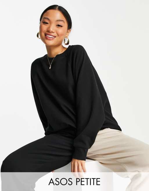 ASOS DESIGN Petite - Super-oversized, sort sweatshirt i sporty stil