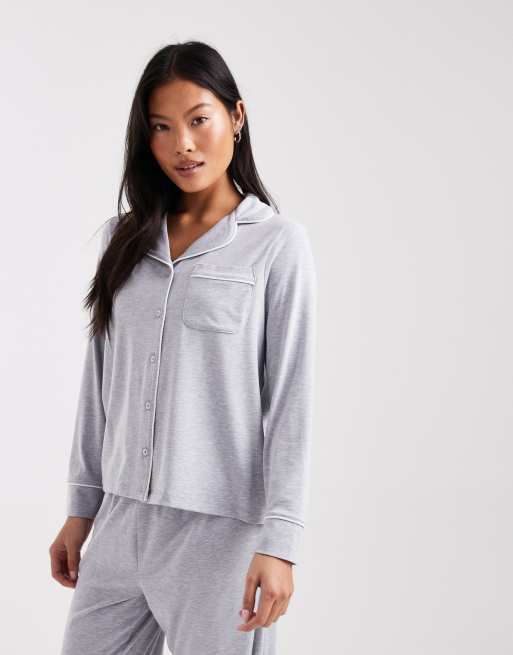 ASOS DESIGN Petite super soft long sleeve shirt & trouser pyjama set with contrast piping in grey, 2 of 4