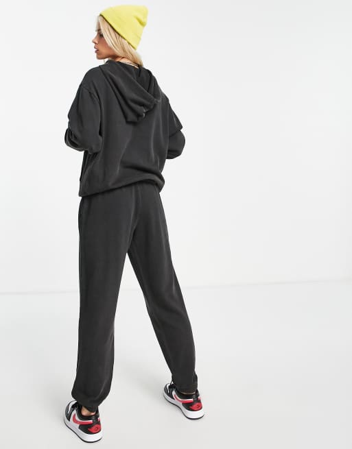 ASOS DESIGN Petite - Survêtement avec sweat à capuche et jogger - Anthracite délavé , 3 de 4