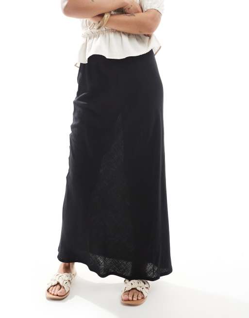 ASOS DESIGN Petite – Svart, diagonalskuren maxikjol i linnemix, 2 av 5