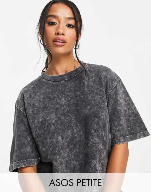 ASOS DESIGN Petite – Svart t-shirt i oversize med tvättad finish
