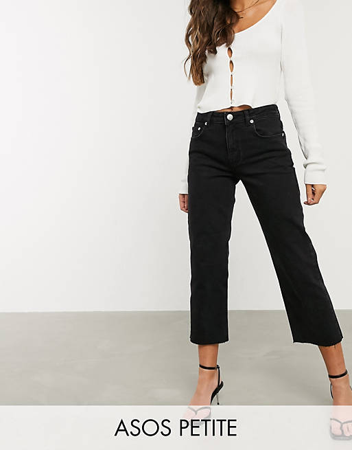 ASOS DESIGN Petite – Svarta, avslappnade flare jeans med hög midja och stretch
