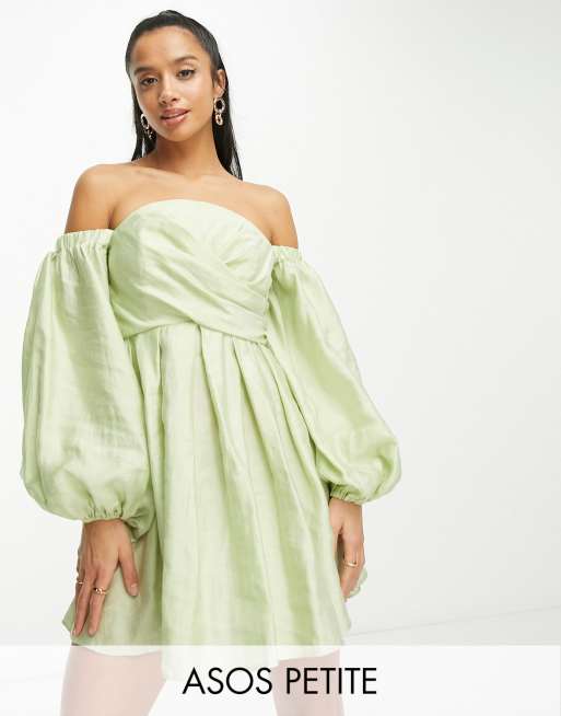 ASOS DESIGN Petite – Szałwiowa sukienka mini z odkrytymi ramionami, kopertową górą i balonowymi rękawami