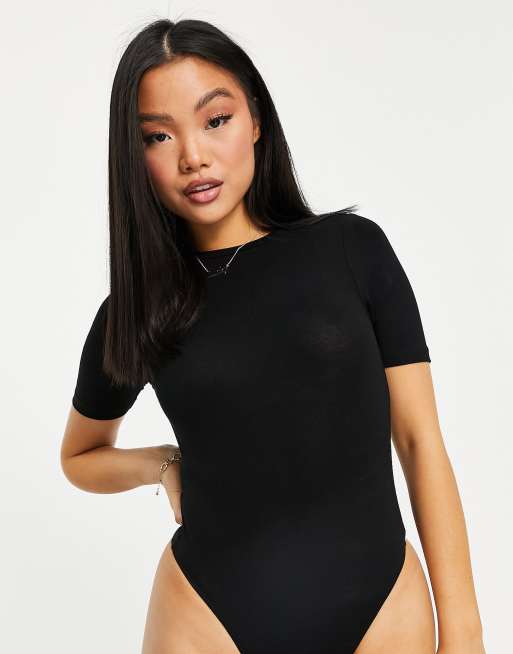 ASOS DESIGN Petite – T-Shirt-Body mit engem Schnitt in Schwarz, 3 von 4