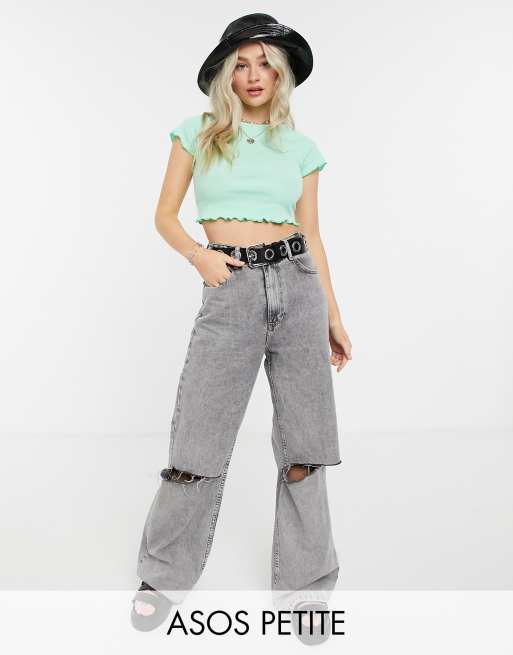 ASOS DESIGN Petite - T-shirt corta aderente con bordi smerlati verde wasabi