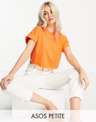 ASOS DESIGN Petite - T-shirt crop top avec manches retroussées - Orange