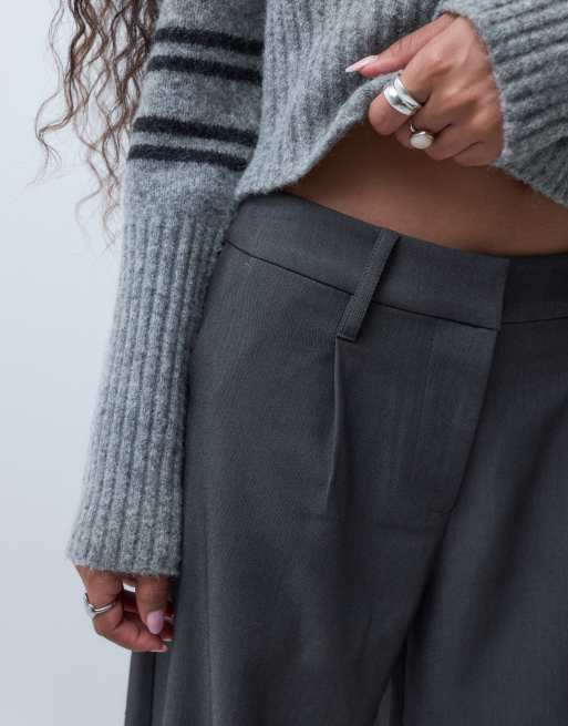 ASOS DESIGN Petite tailored arch barrel pants in charcoal, 4 of 5