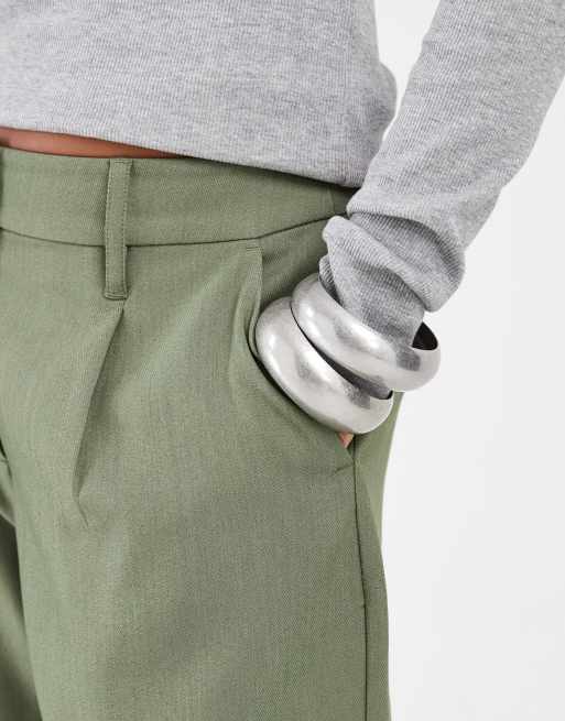 ASOS DESIGN Petite tailored arch barrel pants in khaki, 3 of 5
