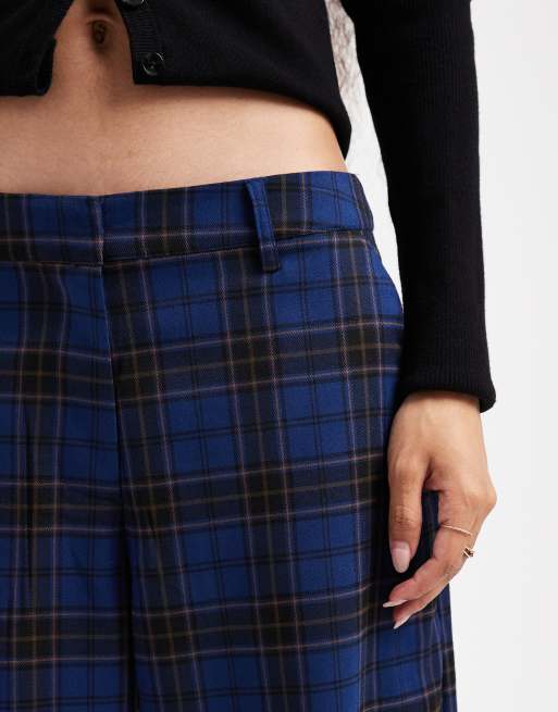 ASOS DESIGN Petite tailored barrel leg pants in blue plaid - part of a set , 3 of 5