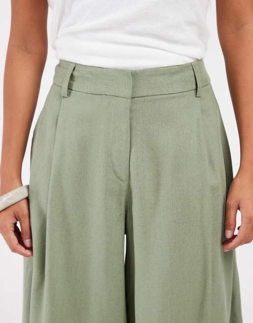 ASOS DESIGN Petite Tailored high waist culotte with linen in khaki, 3 of 5