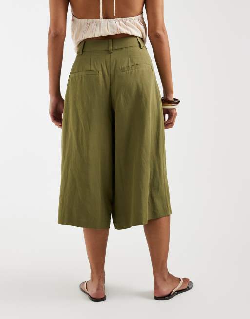 ASOS DESIGN Petite tailored linen blend culotte pants in khaki green , 4 of 5