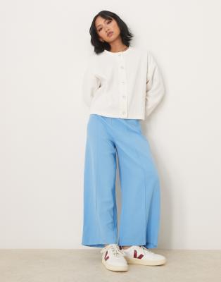 tailored linen culotte pants in blue