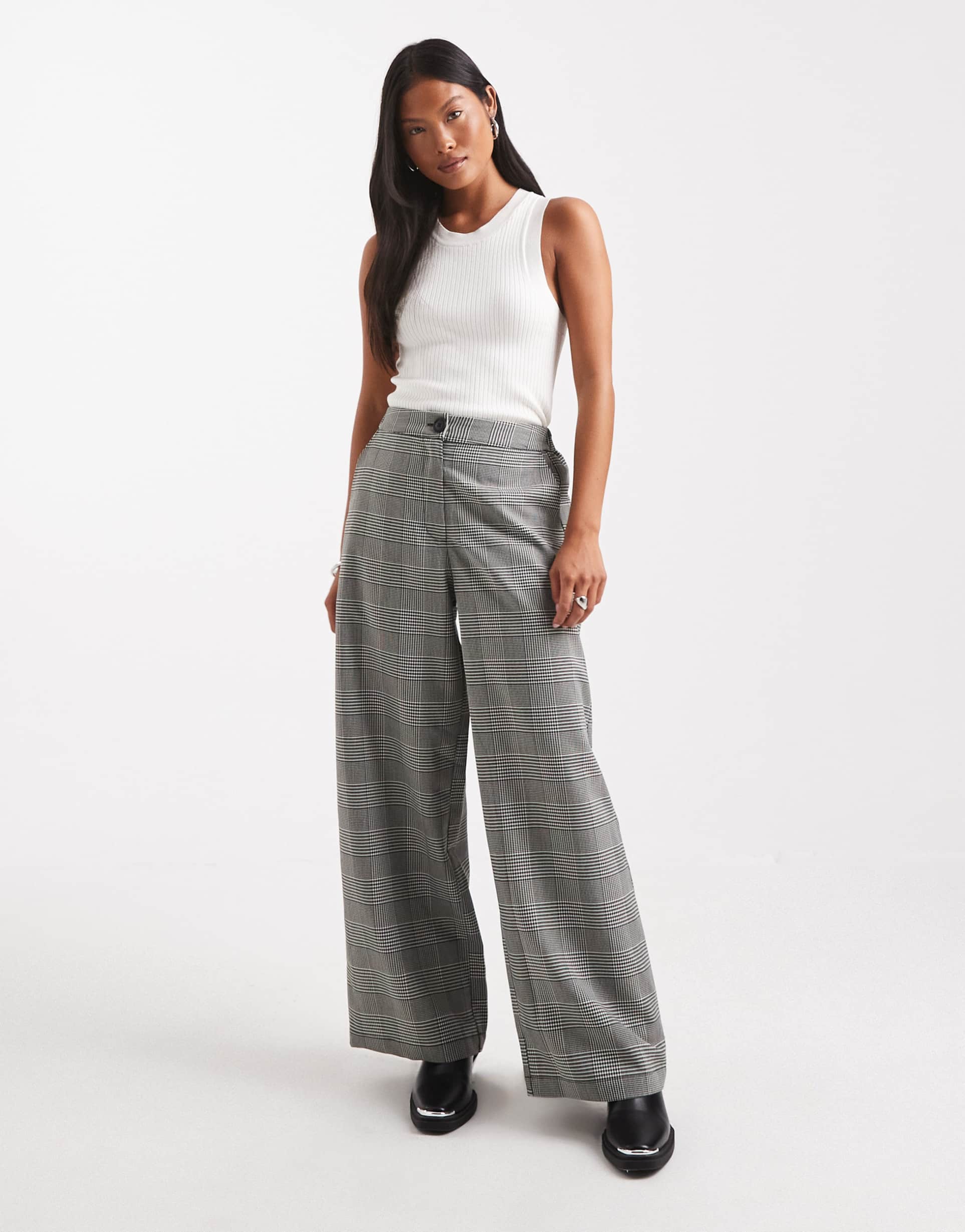 asos design petite tailored relaxed straight leg pants in black and white houndstooth